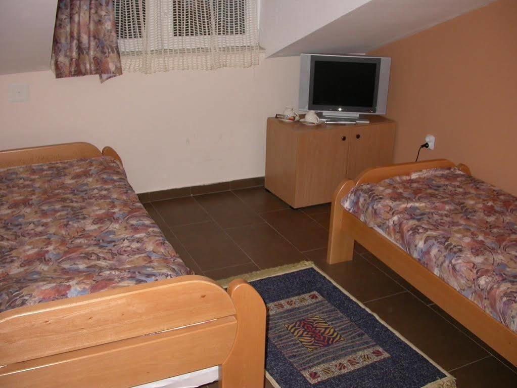 Royal Apartments Ниш Екстер'єр фото